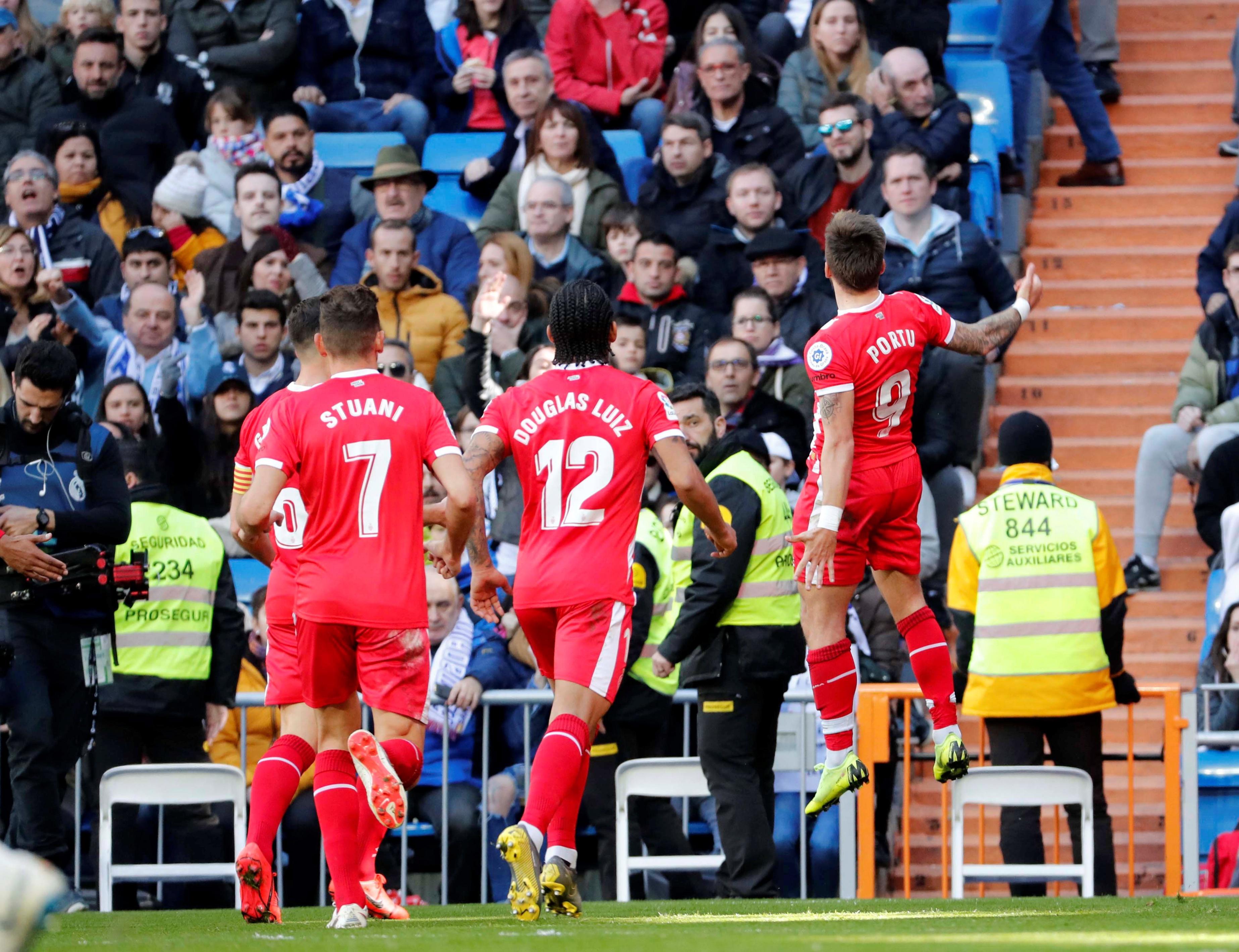 而王曼昱则 而王曼昱则